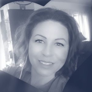 Meet your Posher, Jenafer